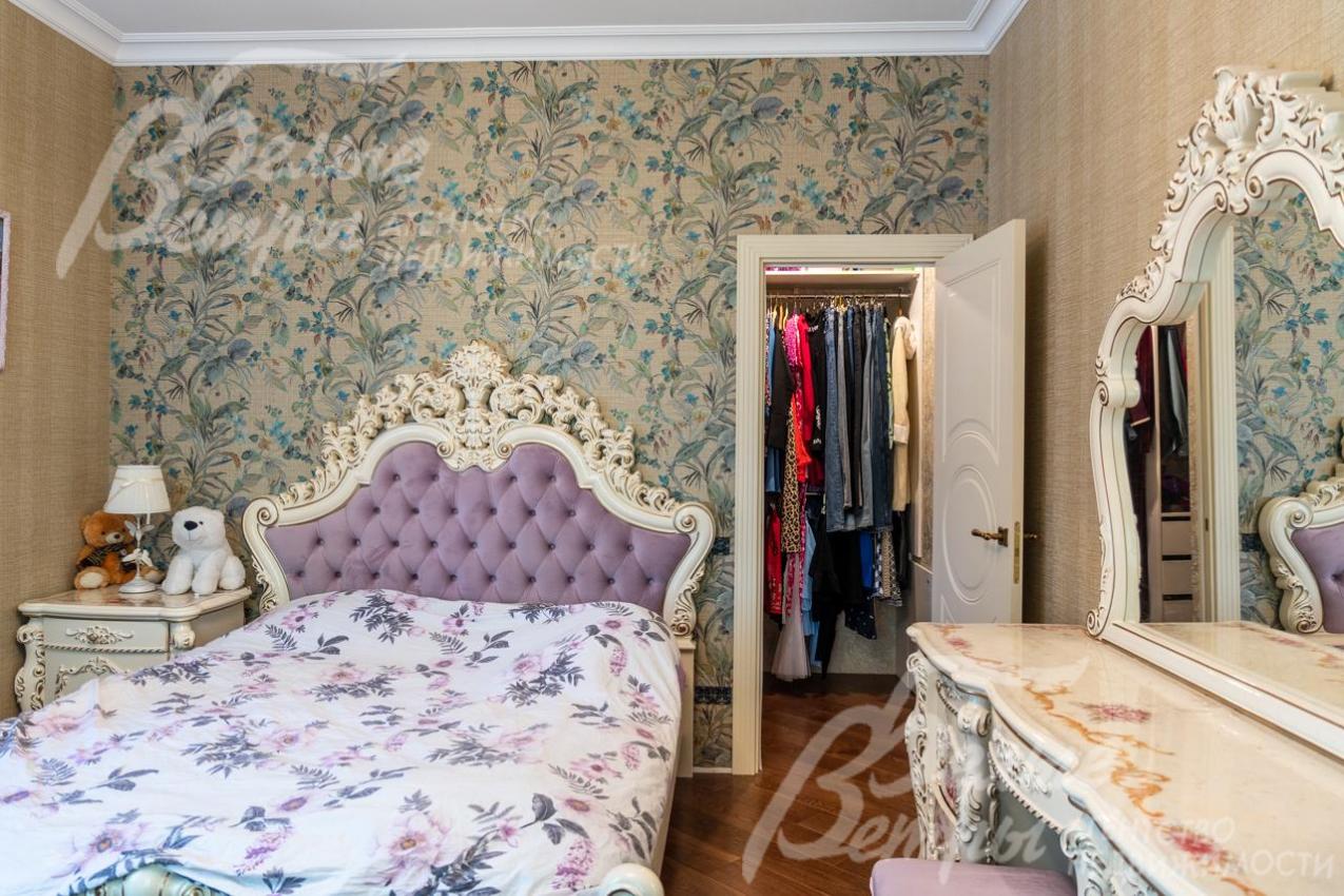 Гардеробная 5.4 кв.м в спальне