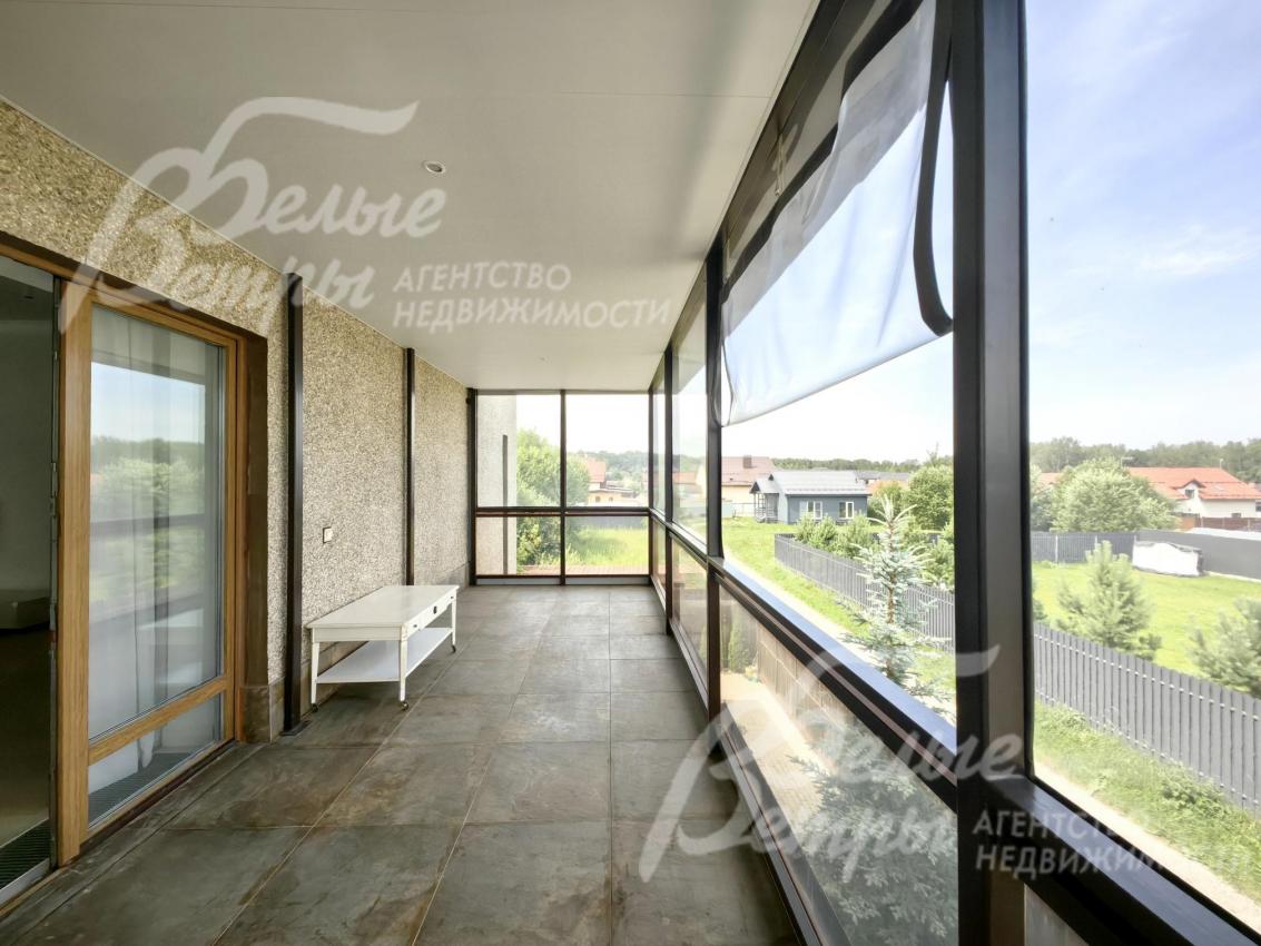 Закрытая терраса на 2-ом этаже