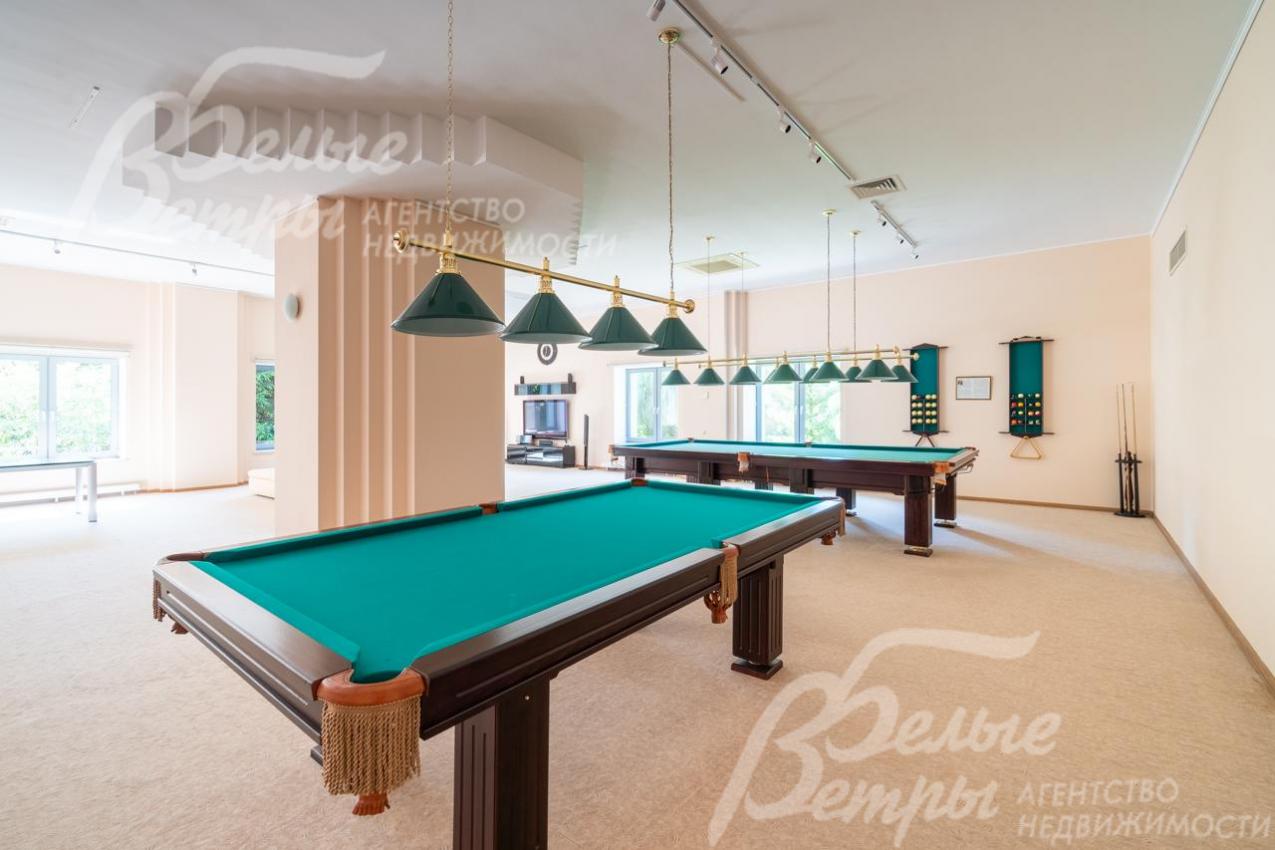 Бильярдный зал 