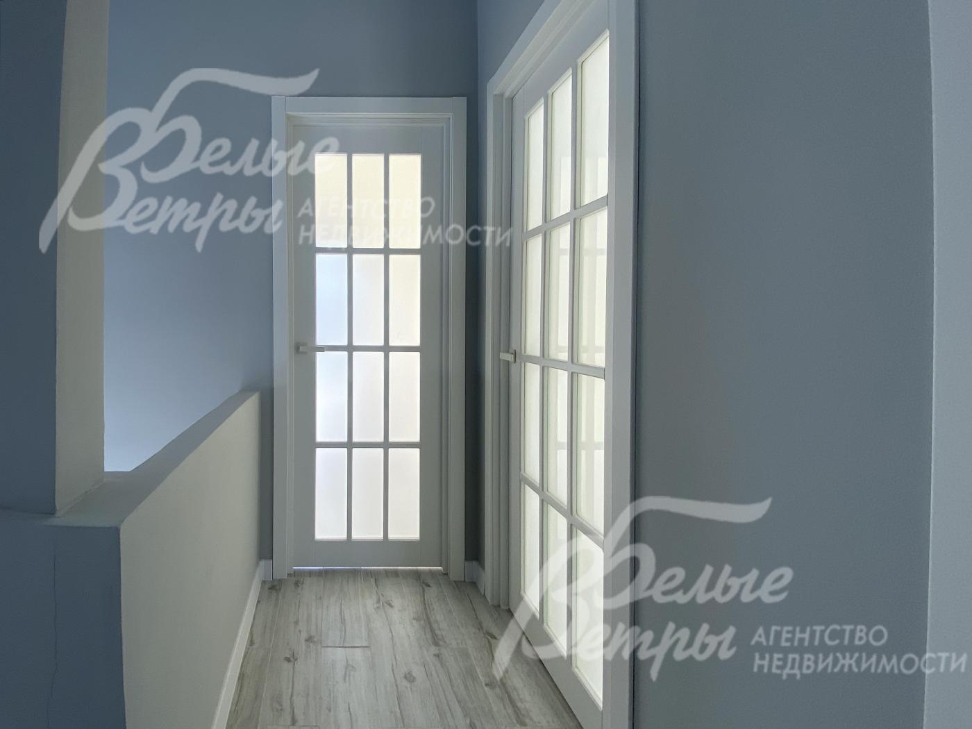 Холл 2-го этажа