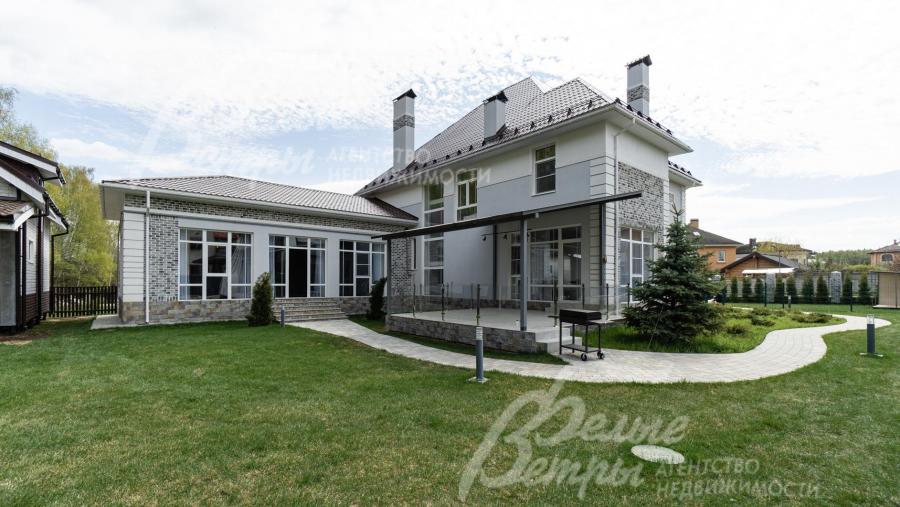 Дом в стиле современной классики с элементами американской классики и ар-деко