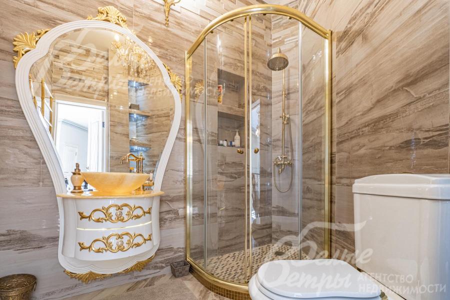 Санузел с душем на третьем этаже
