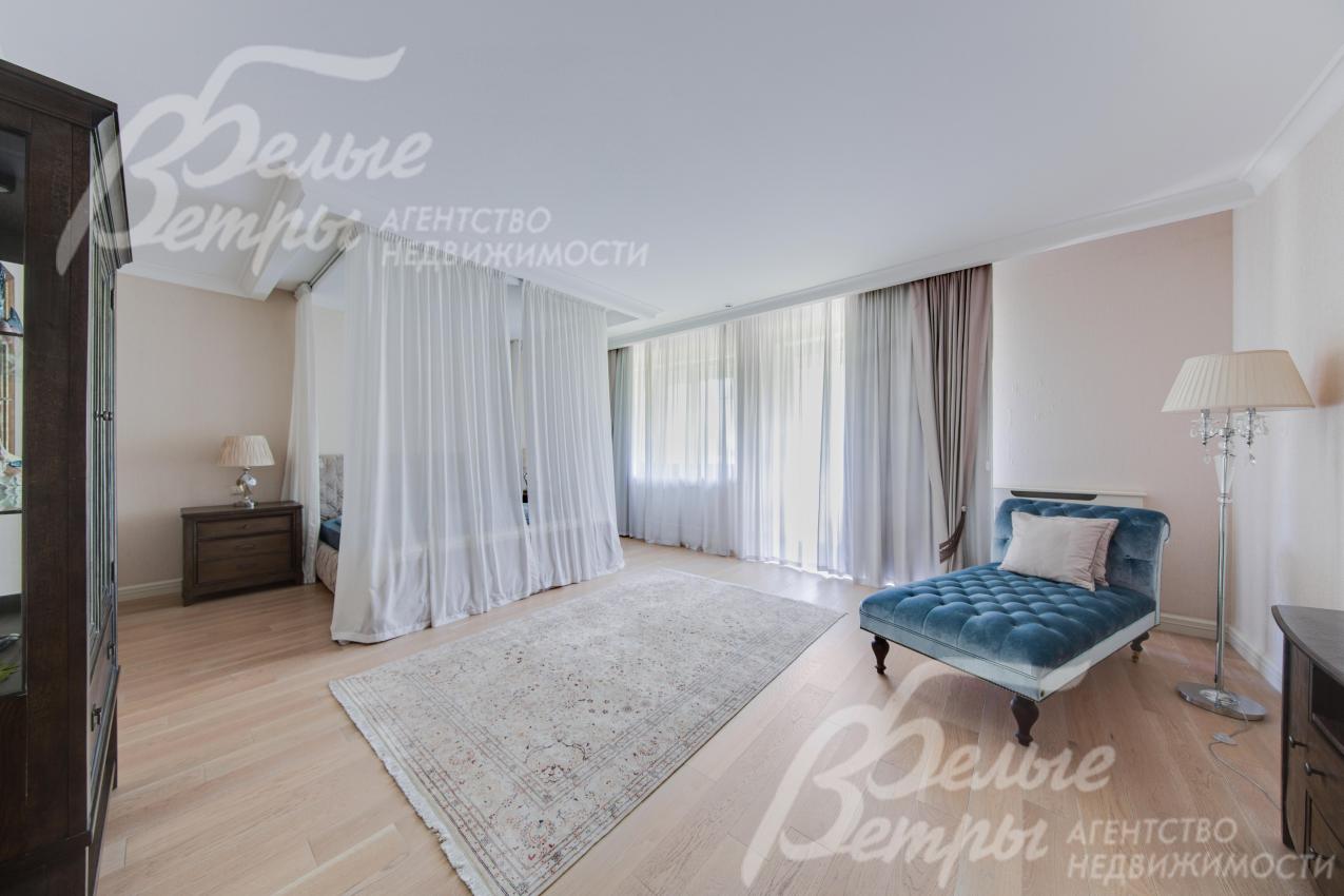 Мастер-спальня 40 кв.м с гардеробной и санузлом