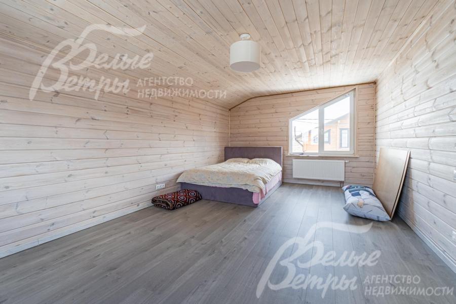 В доме 4 спальни