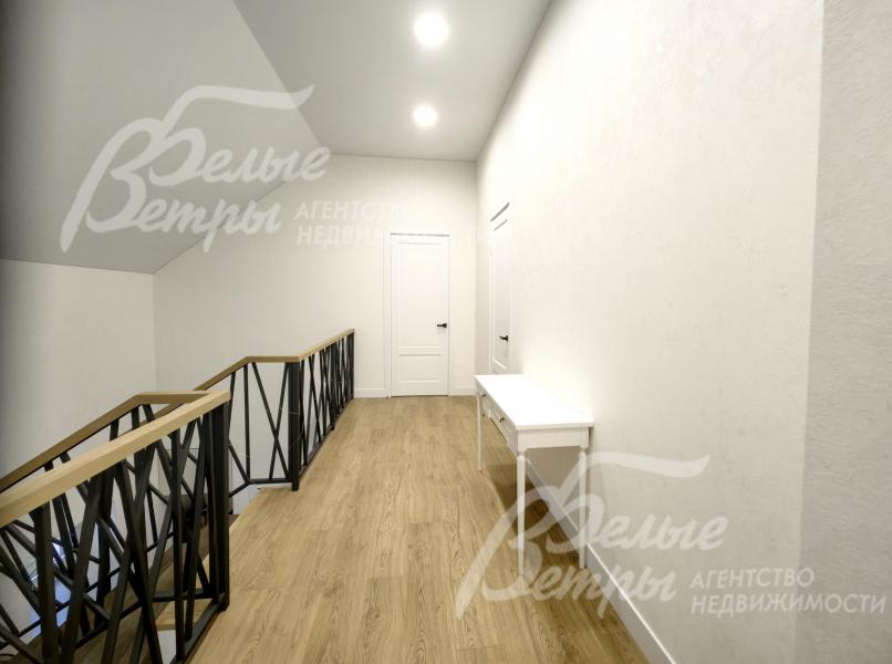 Холл 2-го этажа