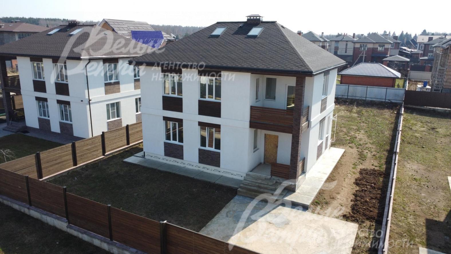 Дом 220 кв.м со всеми центральными коммуникациями на участке 8.5 соток