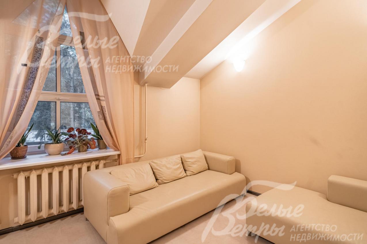 В доме 6 спален