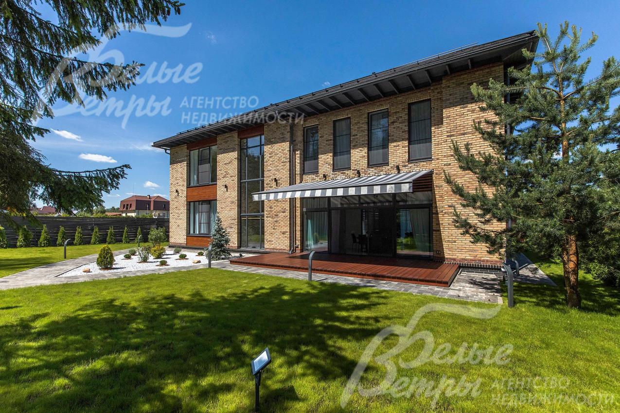 Выполнен ландшафтный дизайн