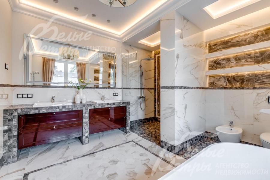 Санузел при мастер-спальне