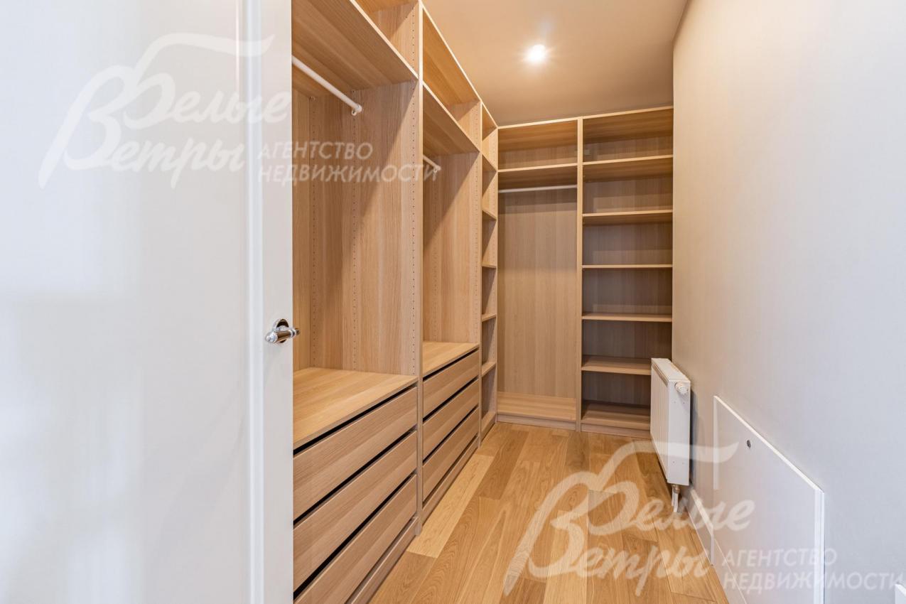 Гардеробная в спальне