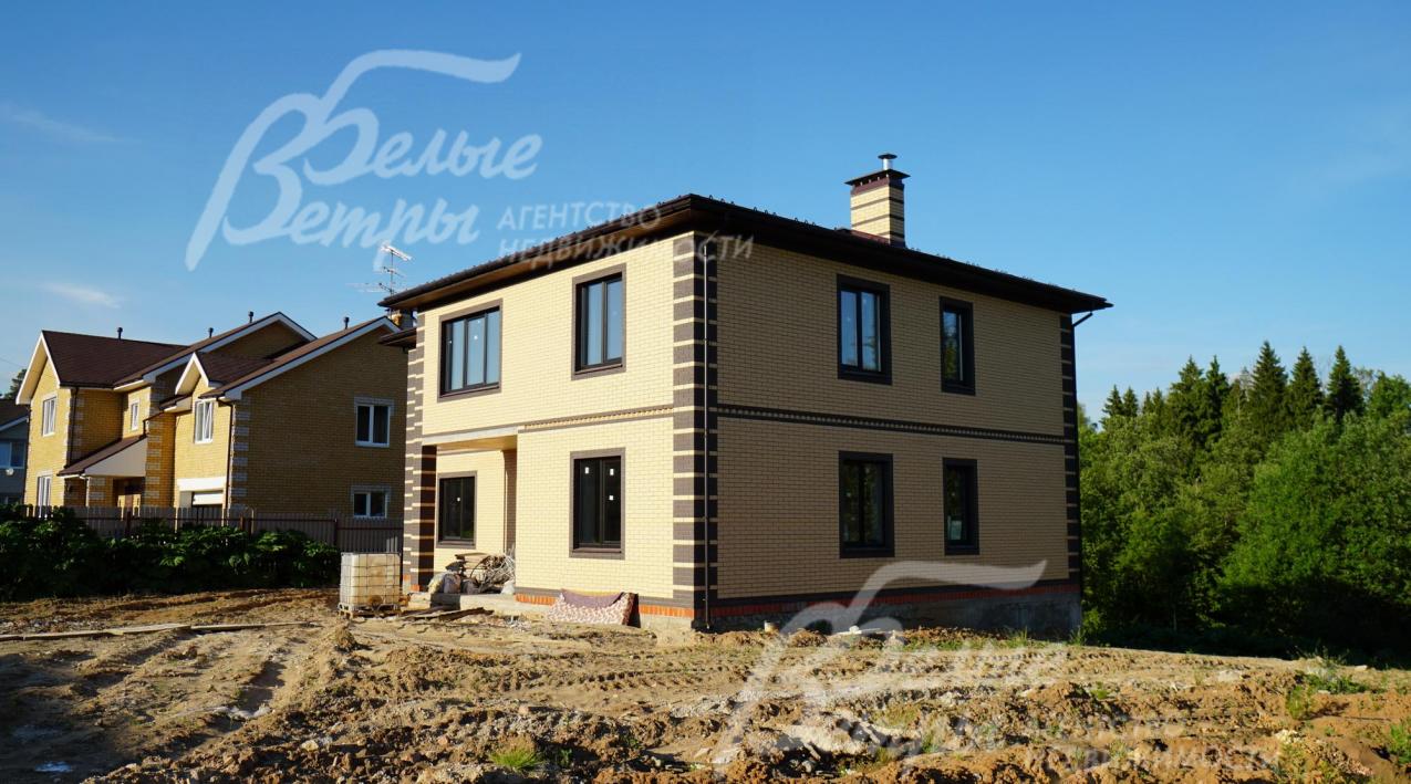 Новый коттедж под чистовую отделку на участке площадью 12 соток в охраняемом коттеджном поселке 