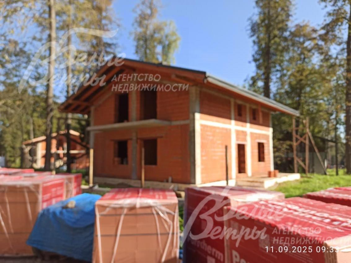 Дом в лесу 185 кв.м на участке 8.5 соток в поселке Бородино Вилладж