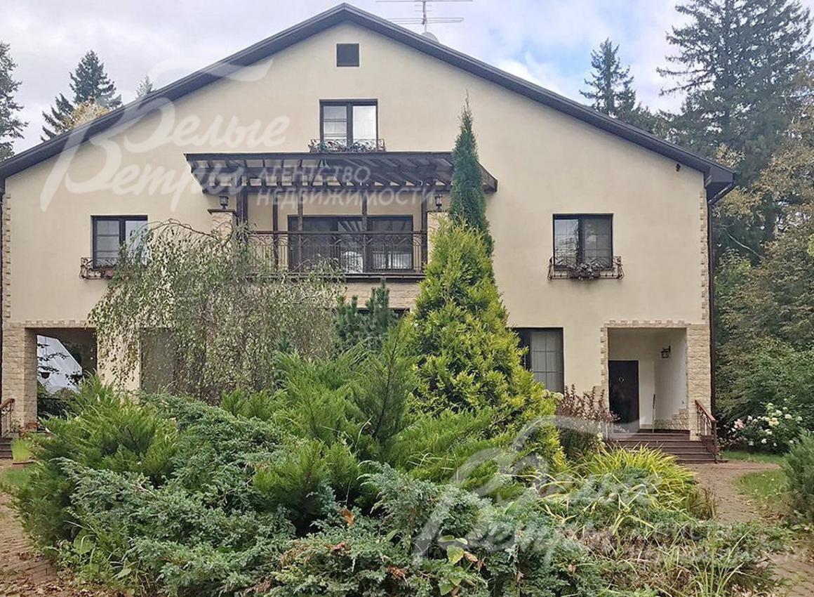 Дом в аренду на лесном участке