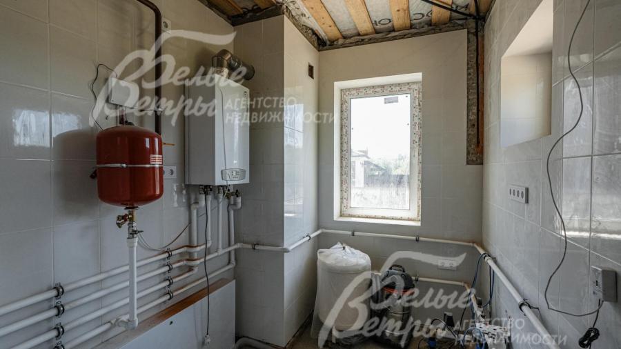 Бойлерная выполнена "под ключ" со всеми подключенными коммуникациями.