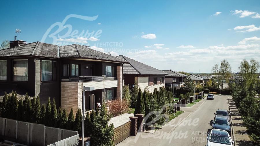 Участок правильной прямоугольной формы площадью 15 соток