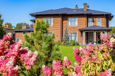 Дом, Староникольское к/п (Первомайское), 810 кв.м