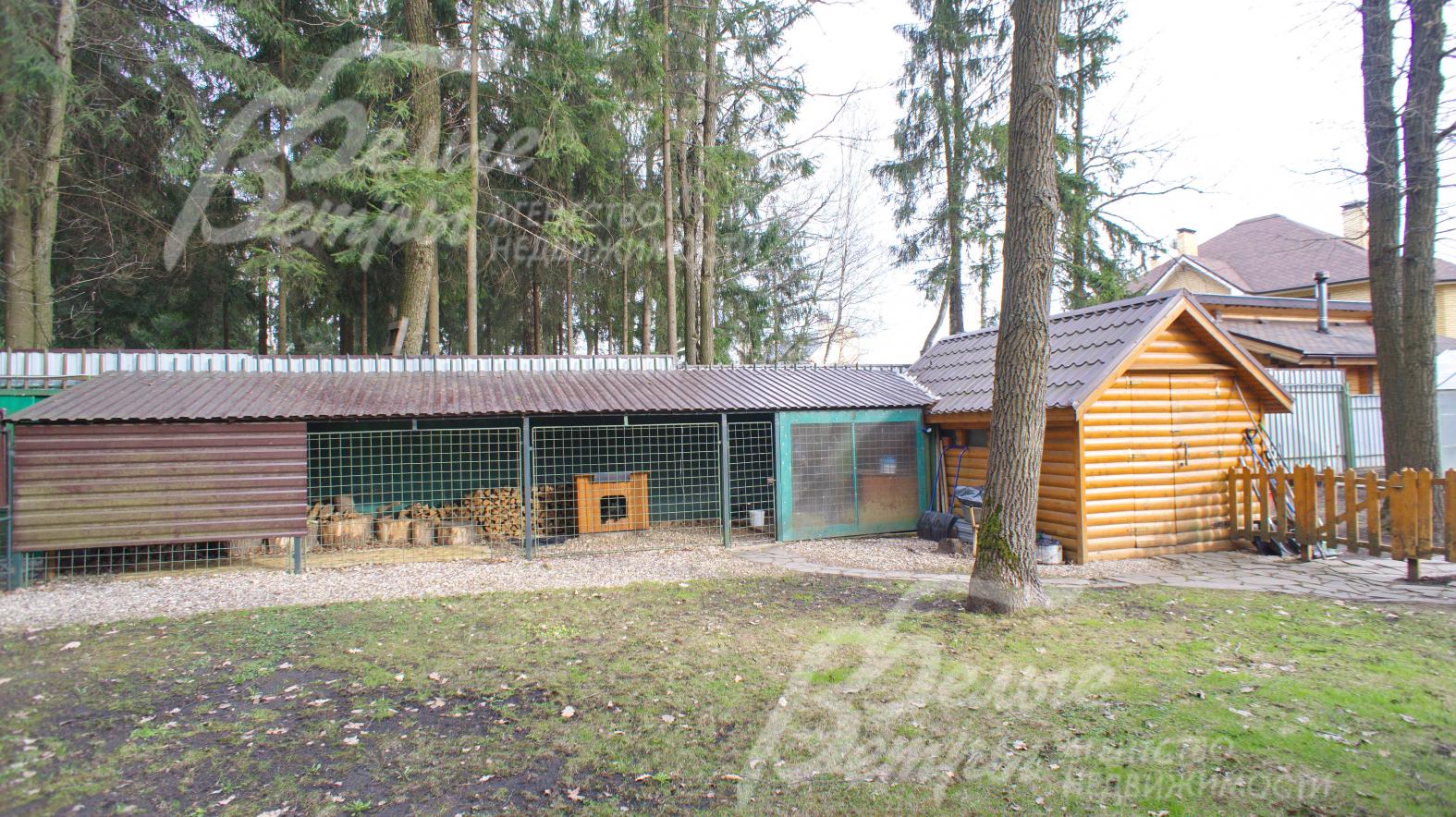 Птичник, вольер для собак