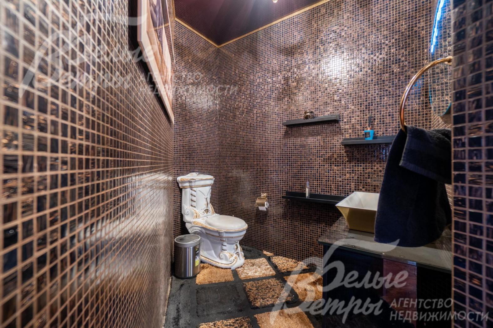 Санузел на первом этаже