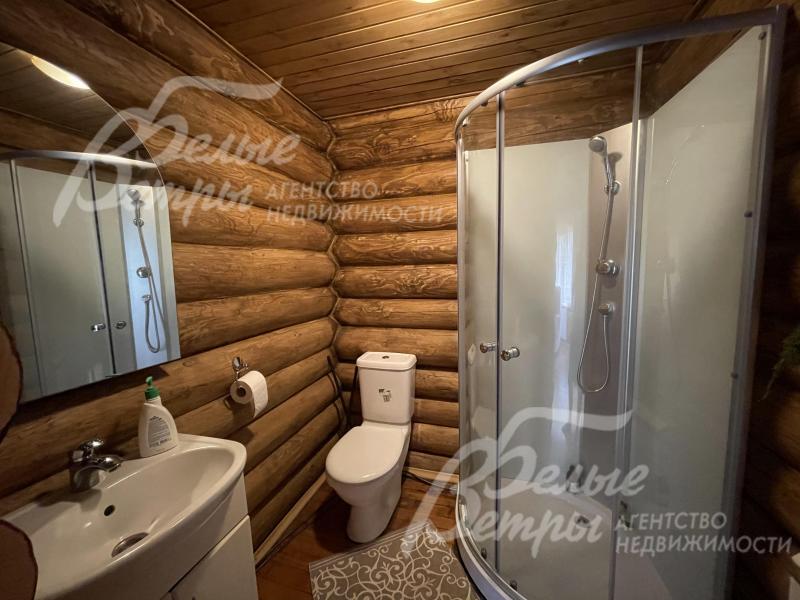 Санузел с душем в бане