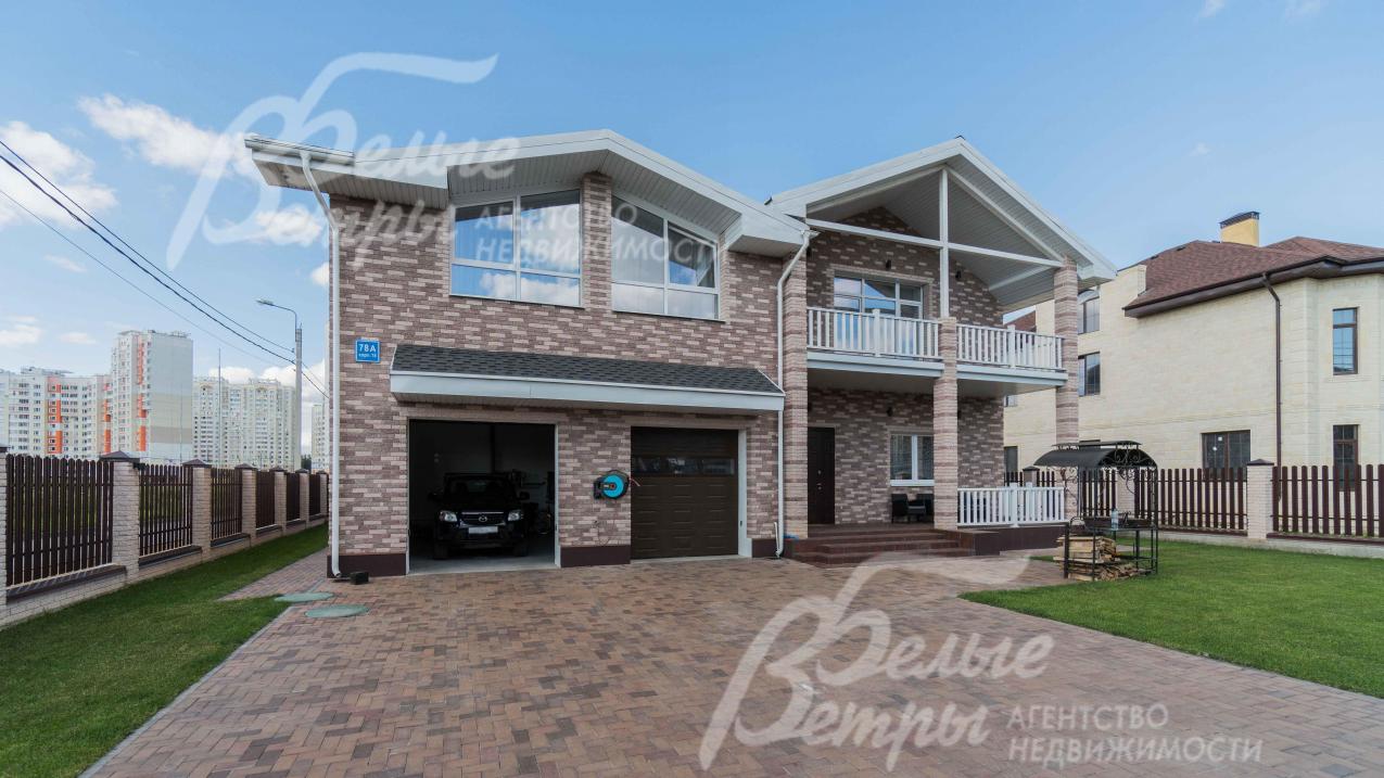 Дом с мебелью на участке площадью 6,3 соток в охраняемом коттеджном поселке Потапово