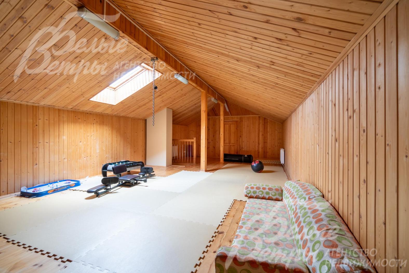 Зона отдыха в спортзале