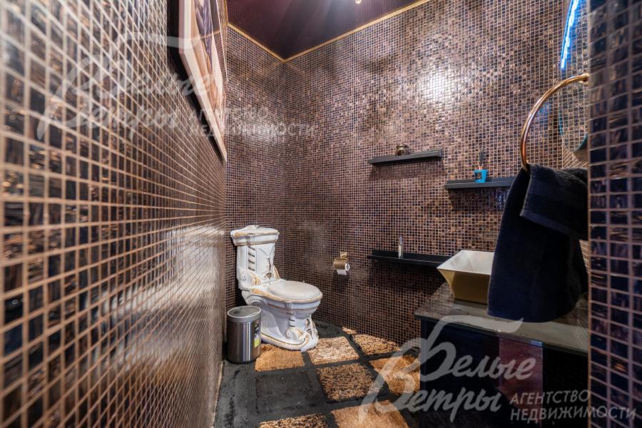 Санузел на первом этаже